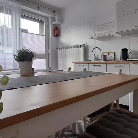 Lägenhet Na Szkolnej