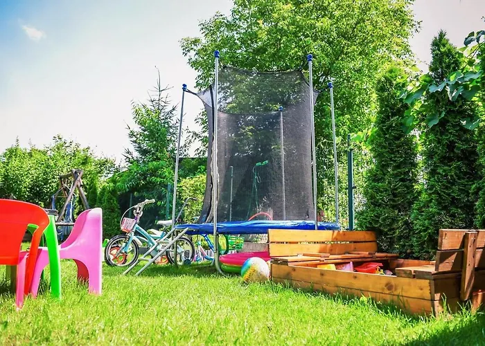 Na Szkolnej * זאטור